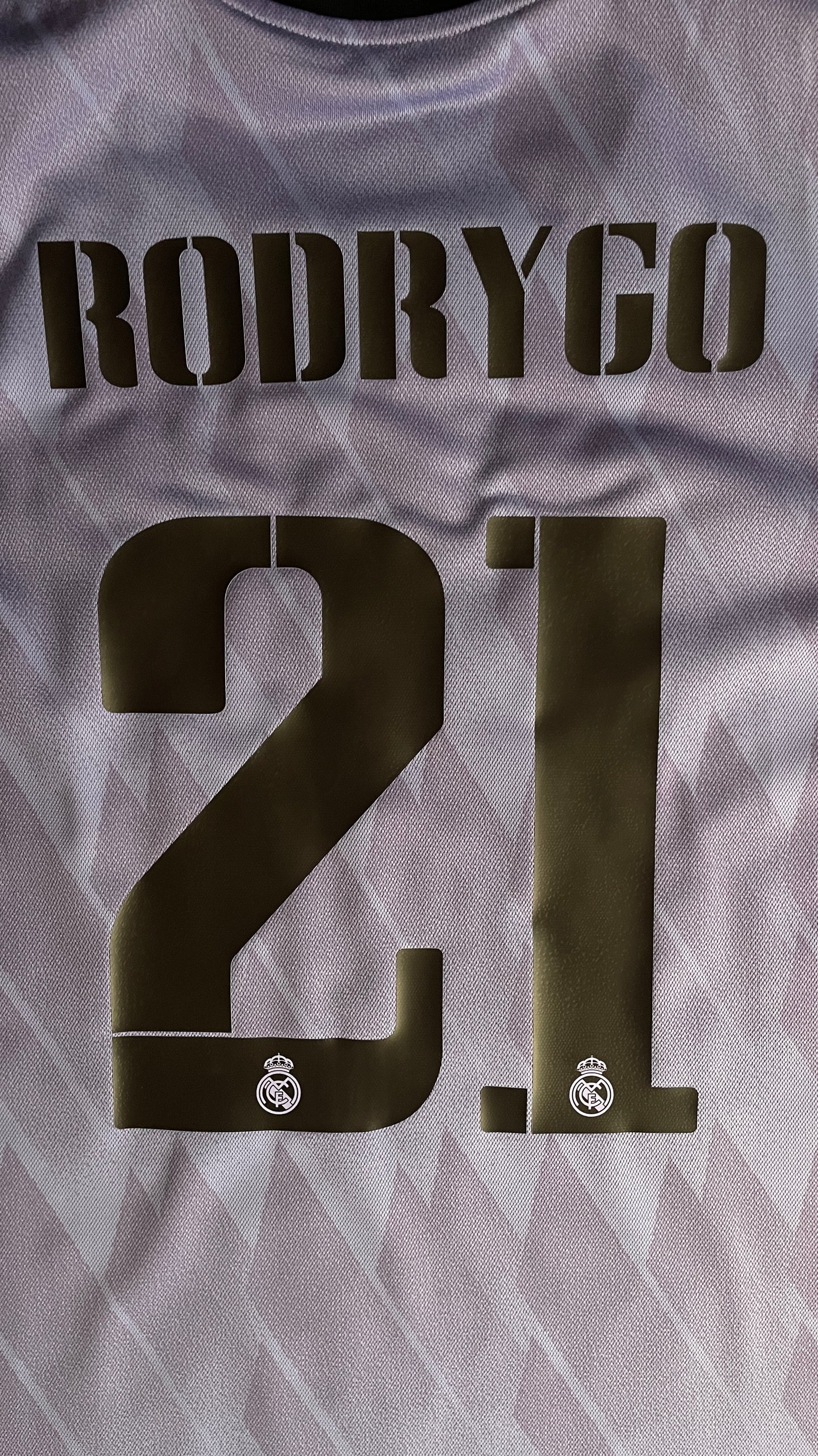 Real Madrid 22/23 Away RODRYGO #21- L