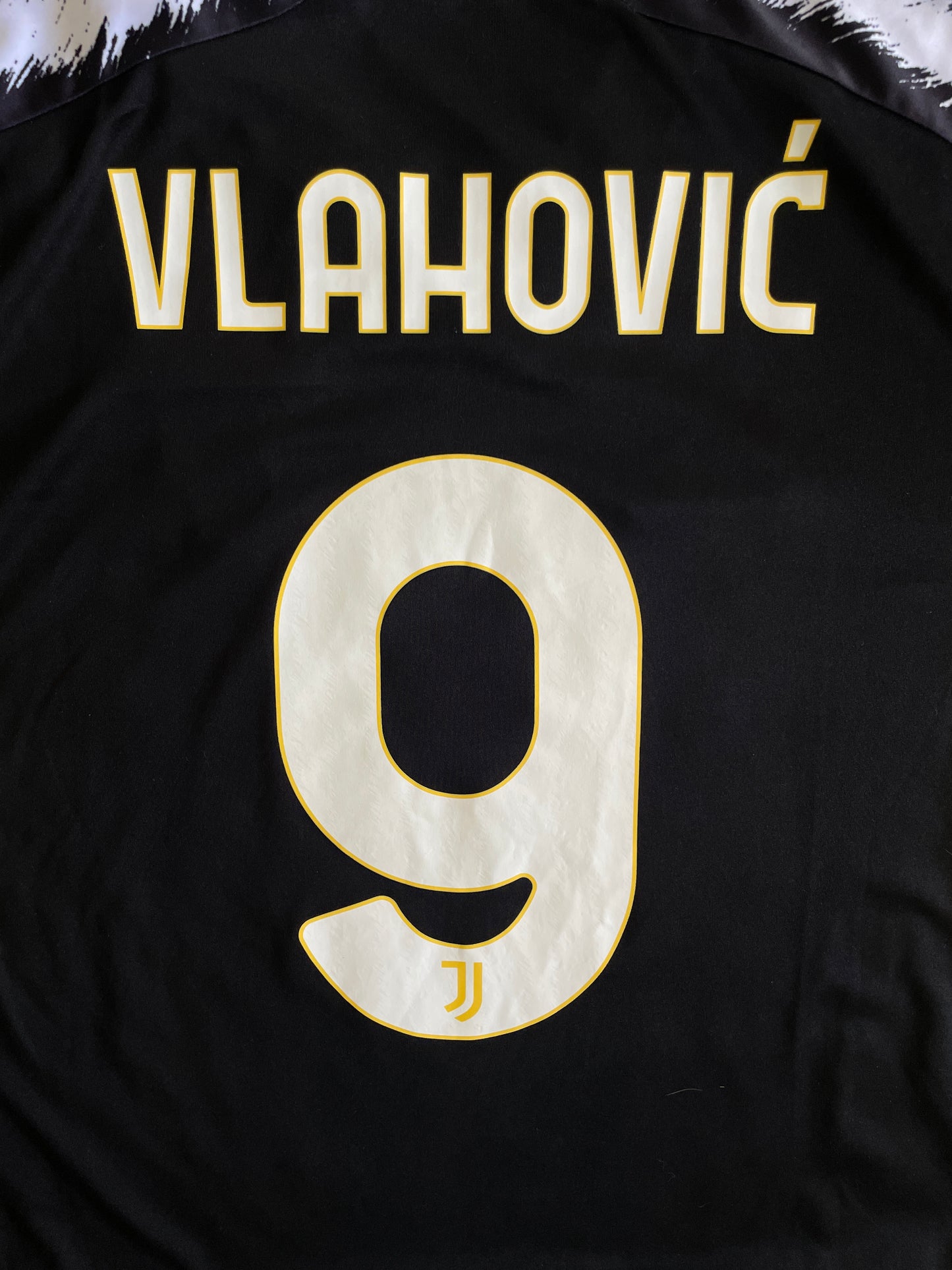 Juventus 23/24 Home - VLAHOVIĆ #9 - L