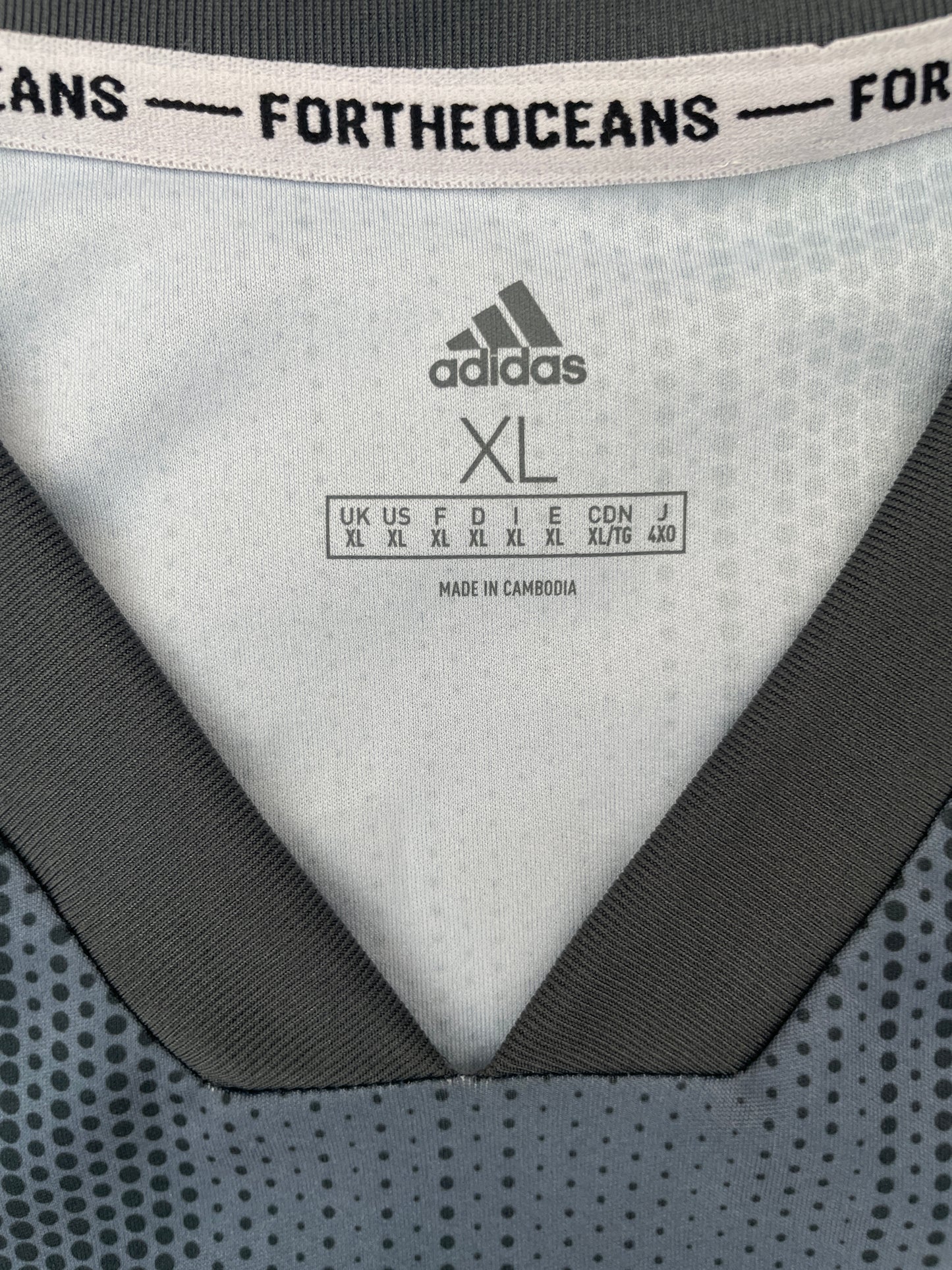 Bayern Munich 18/19 Third - MARTÍNEZ #8 - XL
