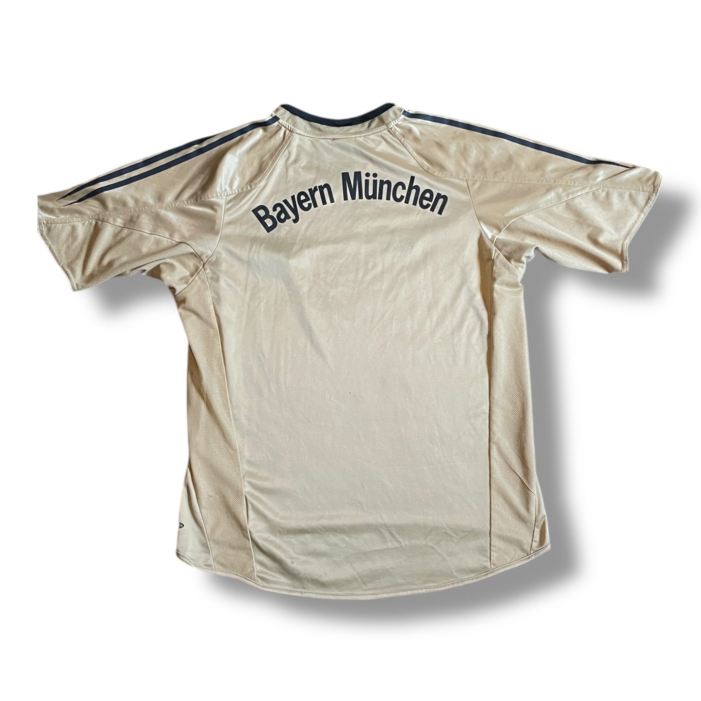 Bayern Munich 04/05 Away - L