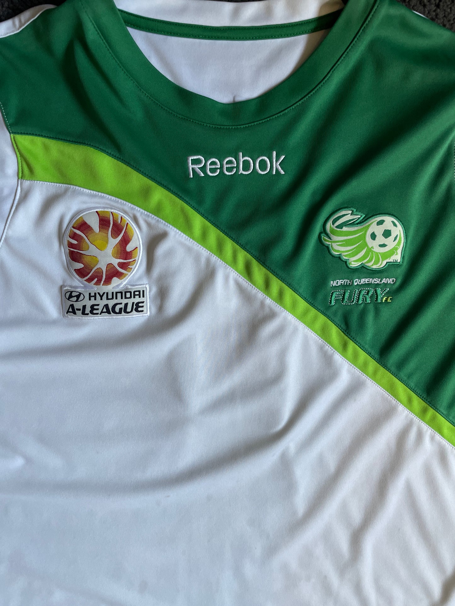 North Queensland Fury 09/10 Away - FOWLER #9 - XL