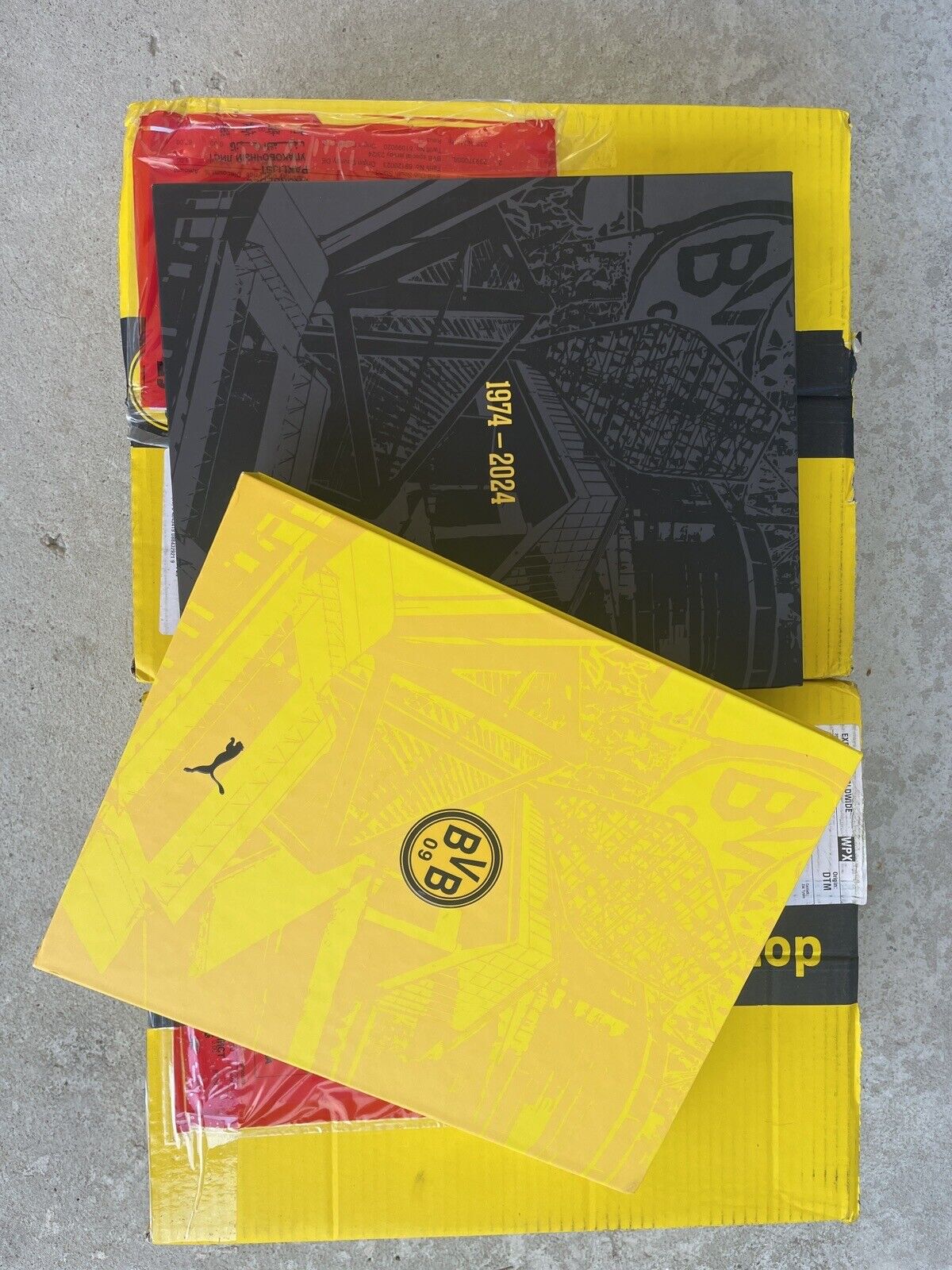 Borussia Dortmund 150th Anniversary Football Soccer Shirt Jersey Size L BNWT BOX