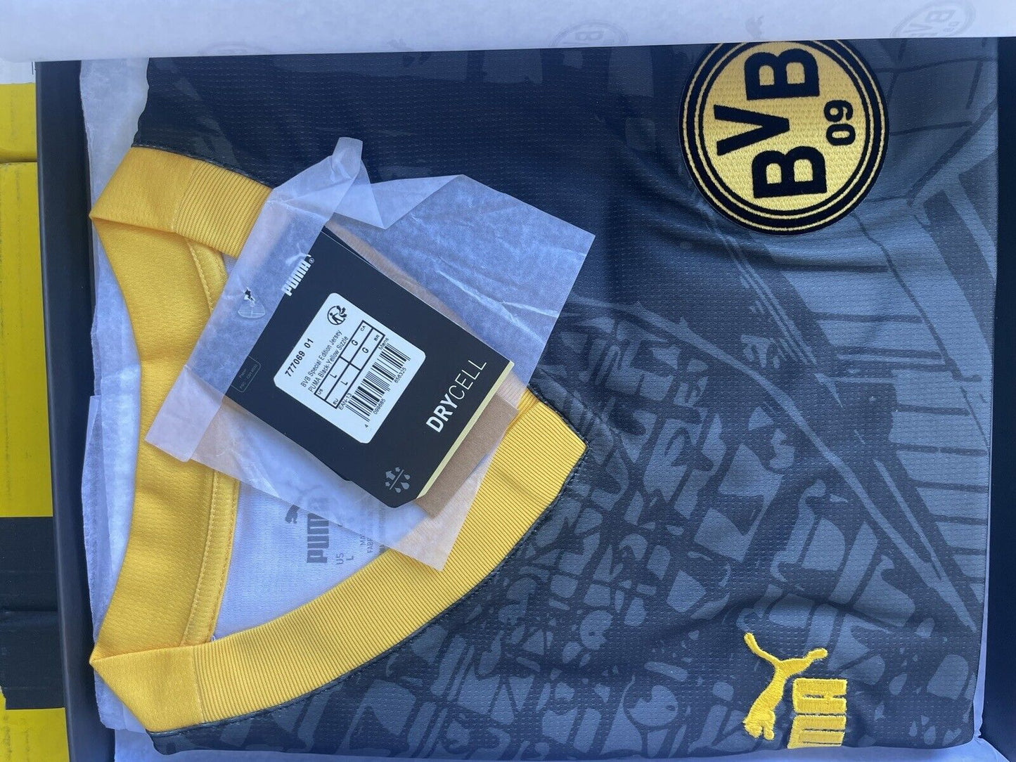 Borussia Dortmund 150th Anniversary Football Soccer Shirt Jersey Size L BNWT BOX