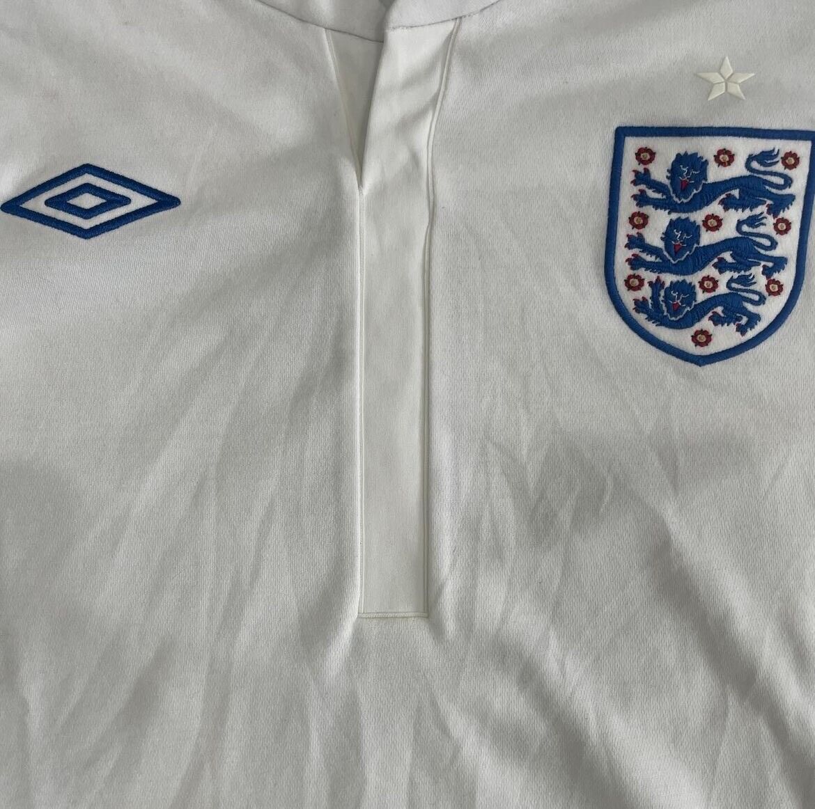England 10/11 Home Football Soccer Shirt Jersey Size L *Authentic* BNWT