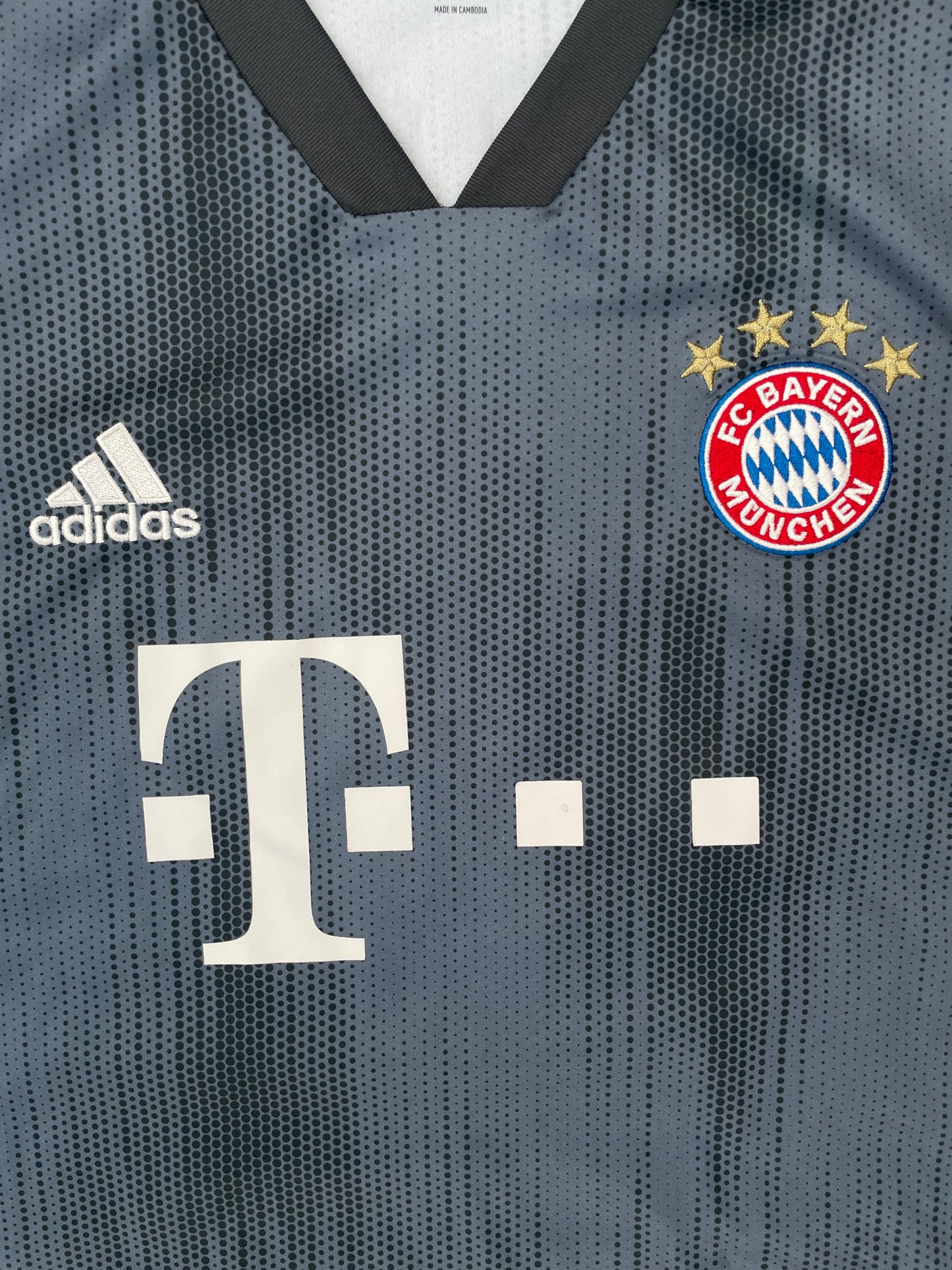 Bayern Munich 18/19 Third - MARTÍNEZ #8 - XL
