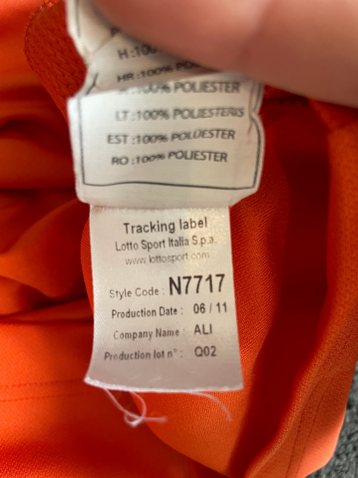 QPR 11/12 Away - BARTON #17 - L