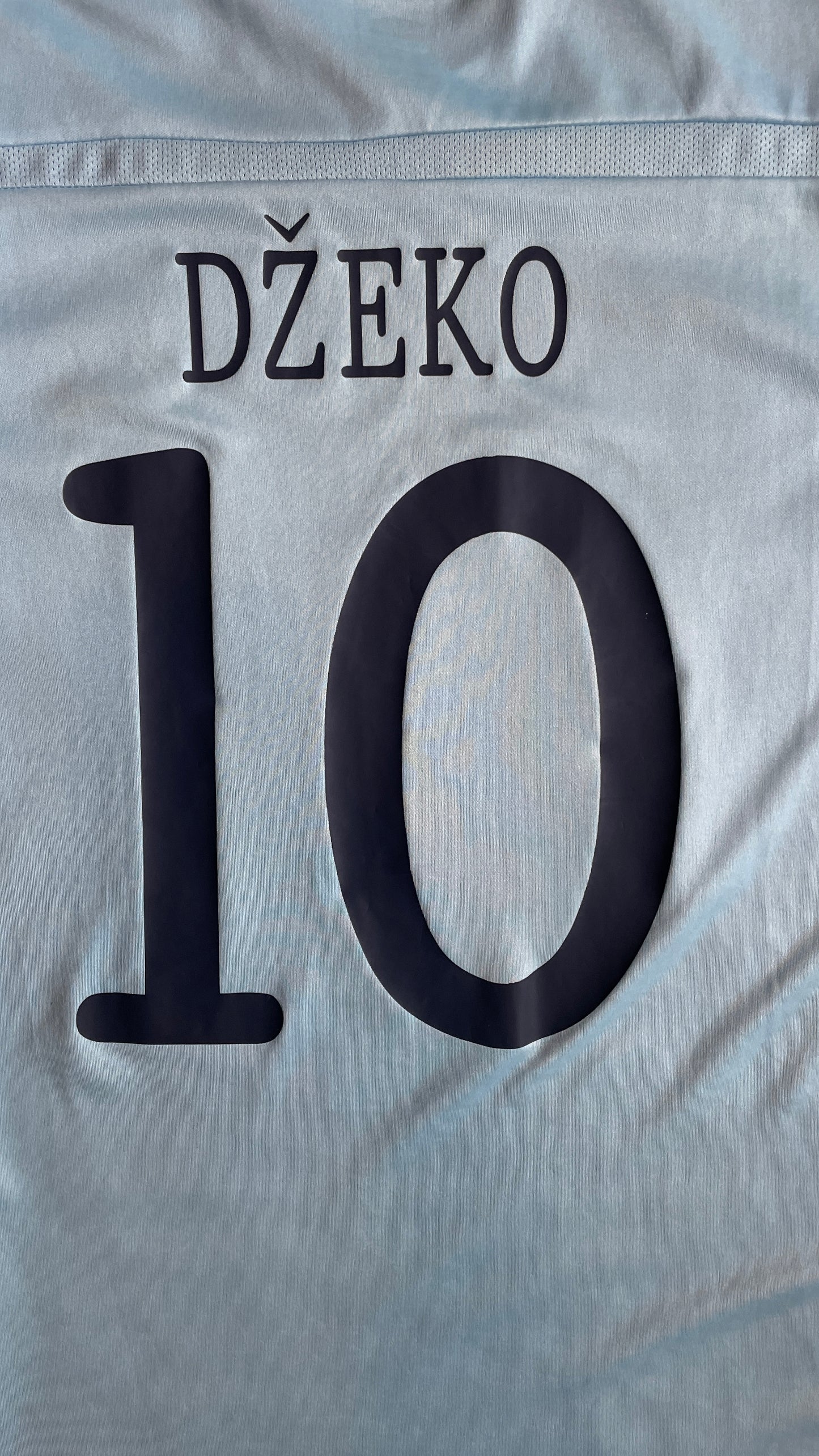 Manchester City 11/12 Home - DŽEKO #10 - L