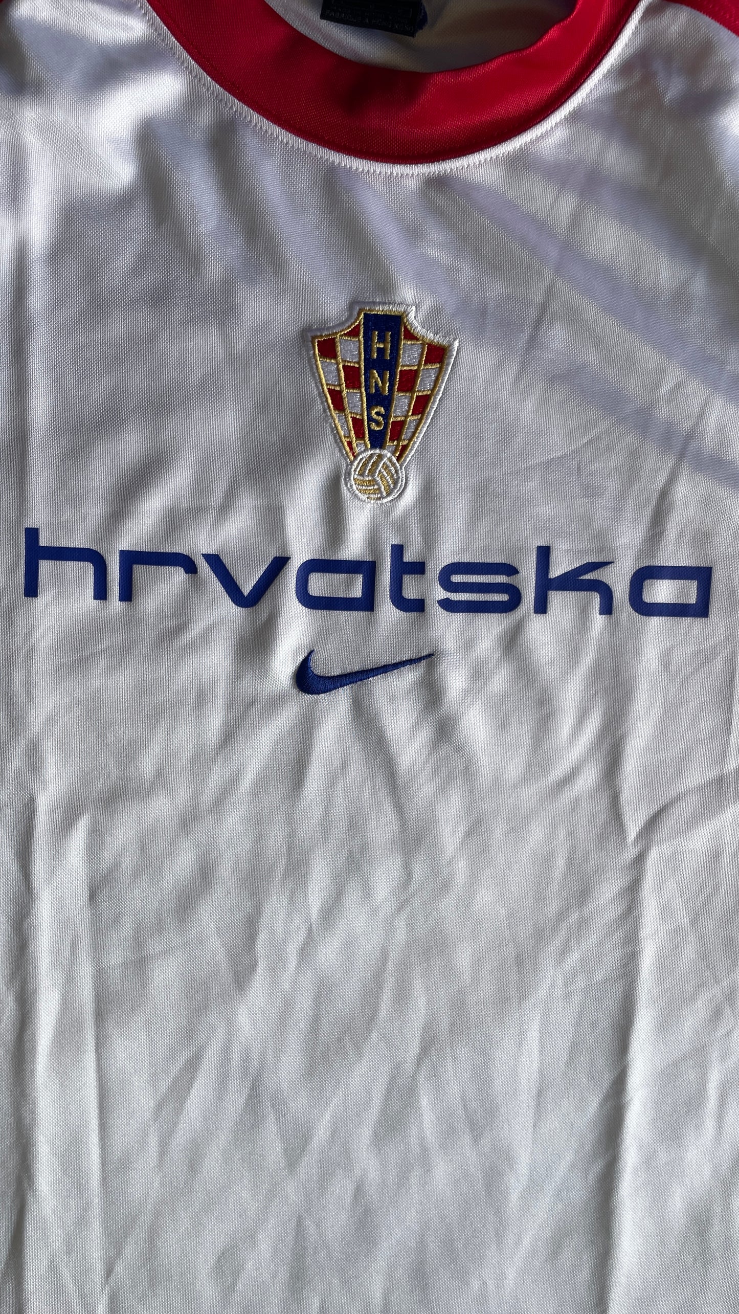 Croatia 2002 Training/Leisure Kit - L