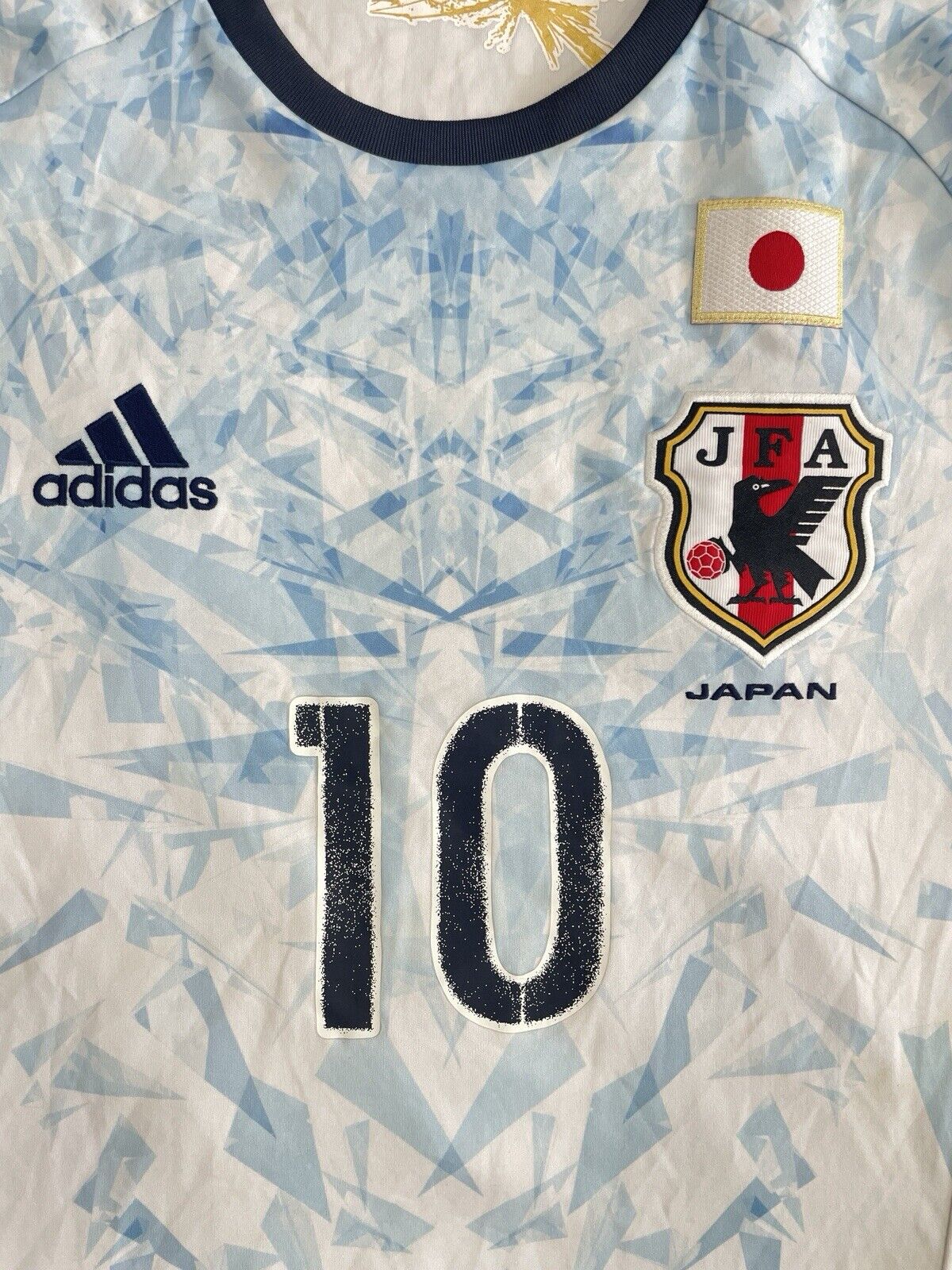 Japan 16/17 Away Football Shirt Soccer Jersey Size M *Authentic* Adidas KAGAWA