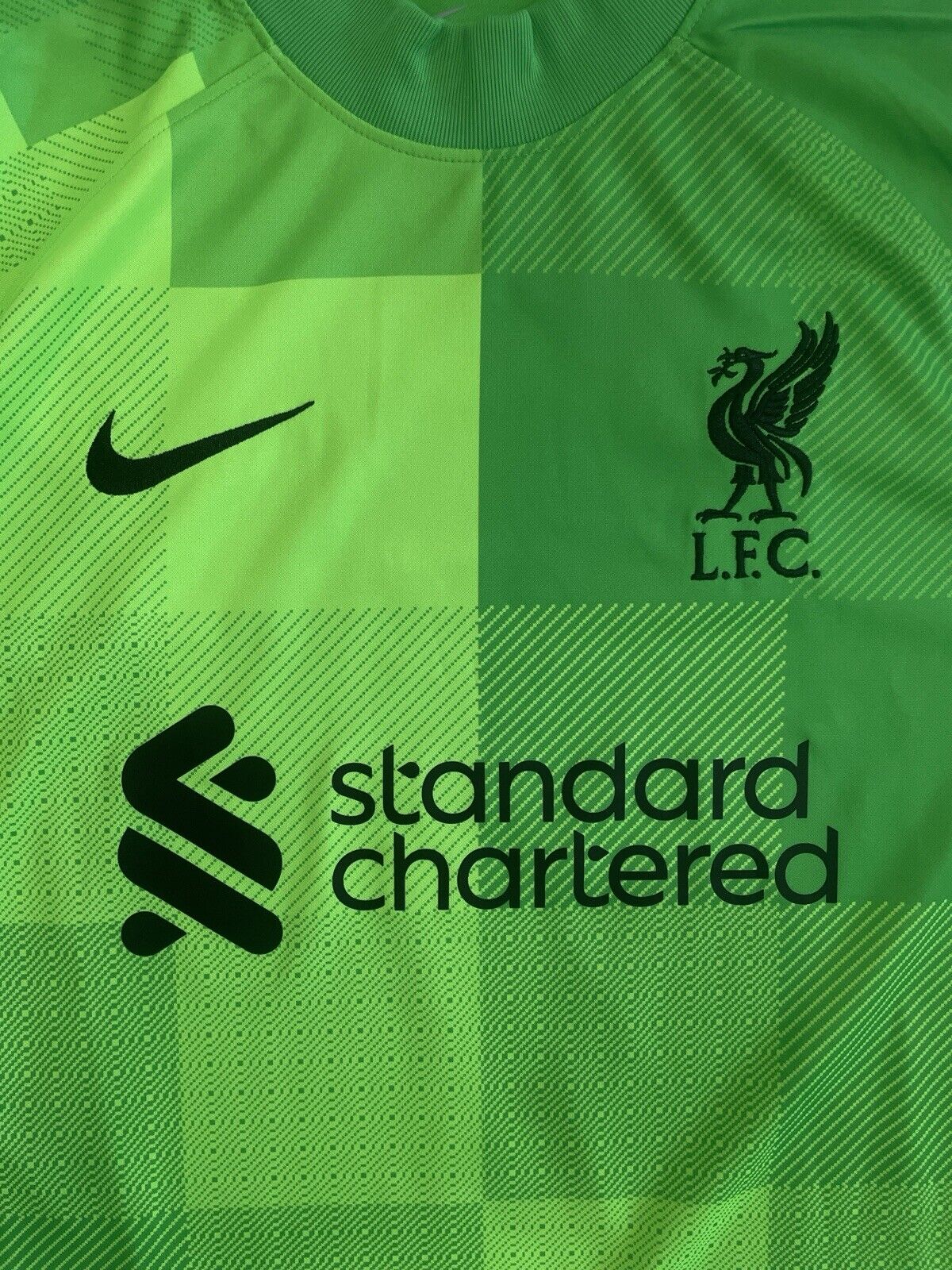 Liverpool 21/22 GK Football Soccer Jersey Shirt M *Authentic* BECKER #1 BNWT