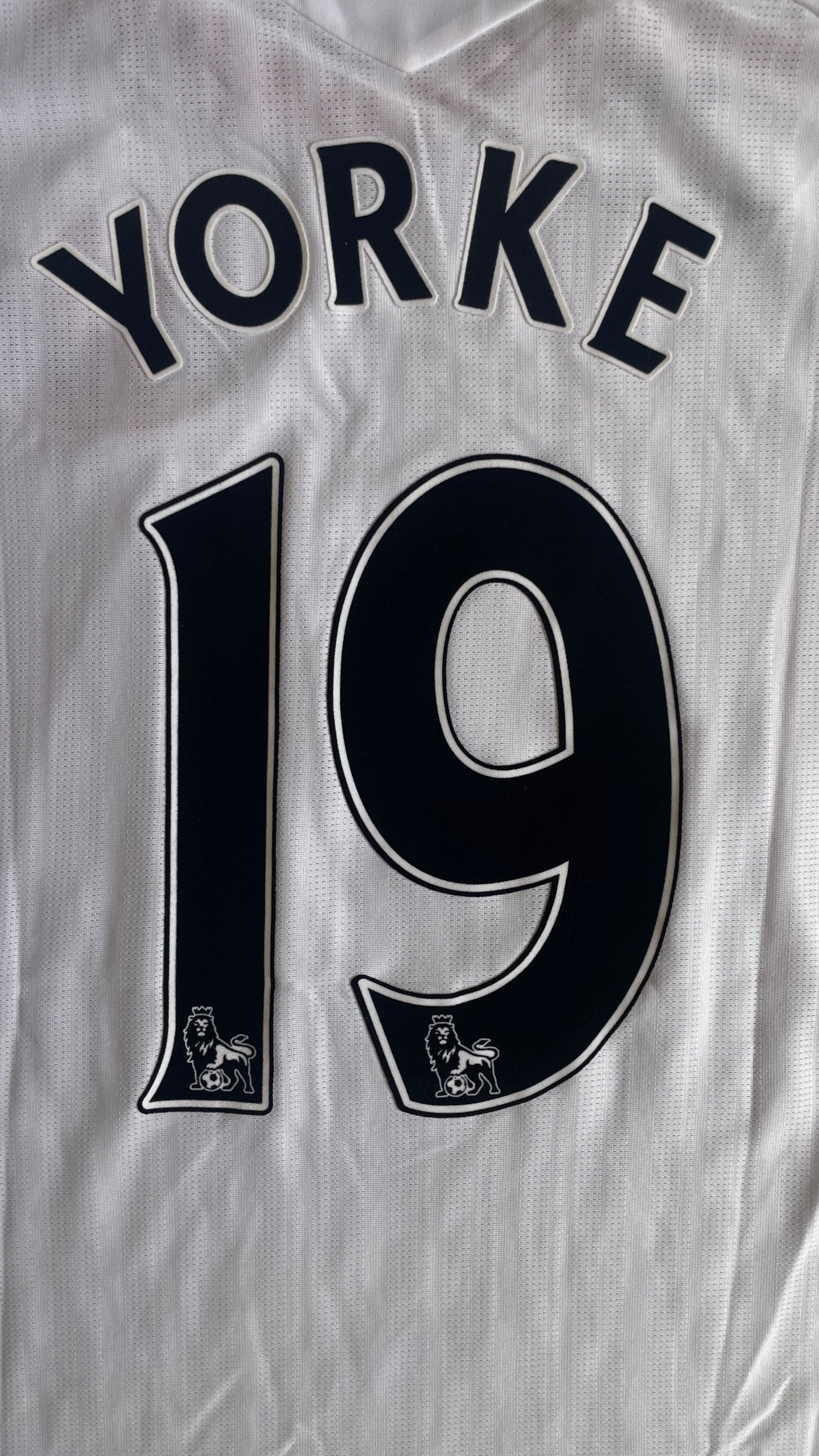 Sunderland 07/08 Away - YORKE #19 - L