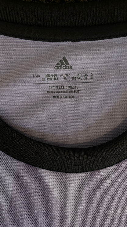 Real Madrid 22/23 Away - XL - BENZEMA #9 - BNWT