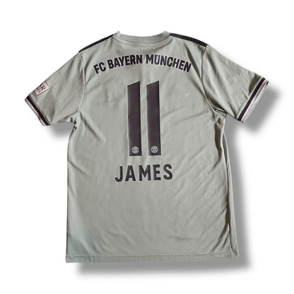 Bayern Munich 18/19 Away - JAMES #11 - L