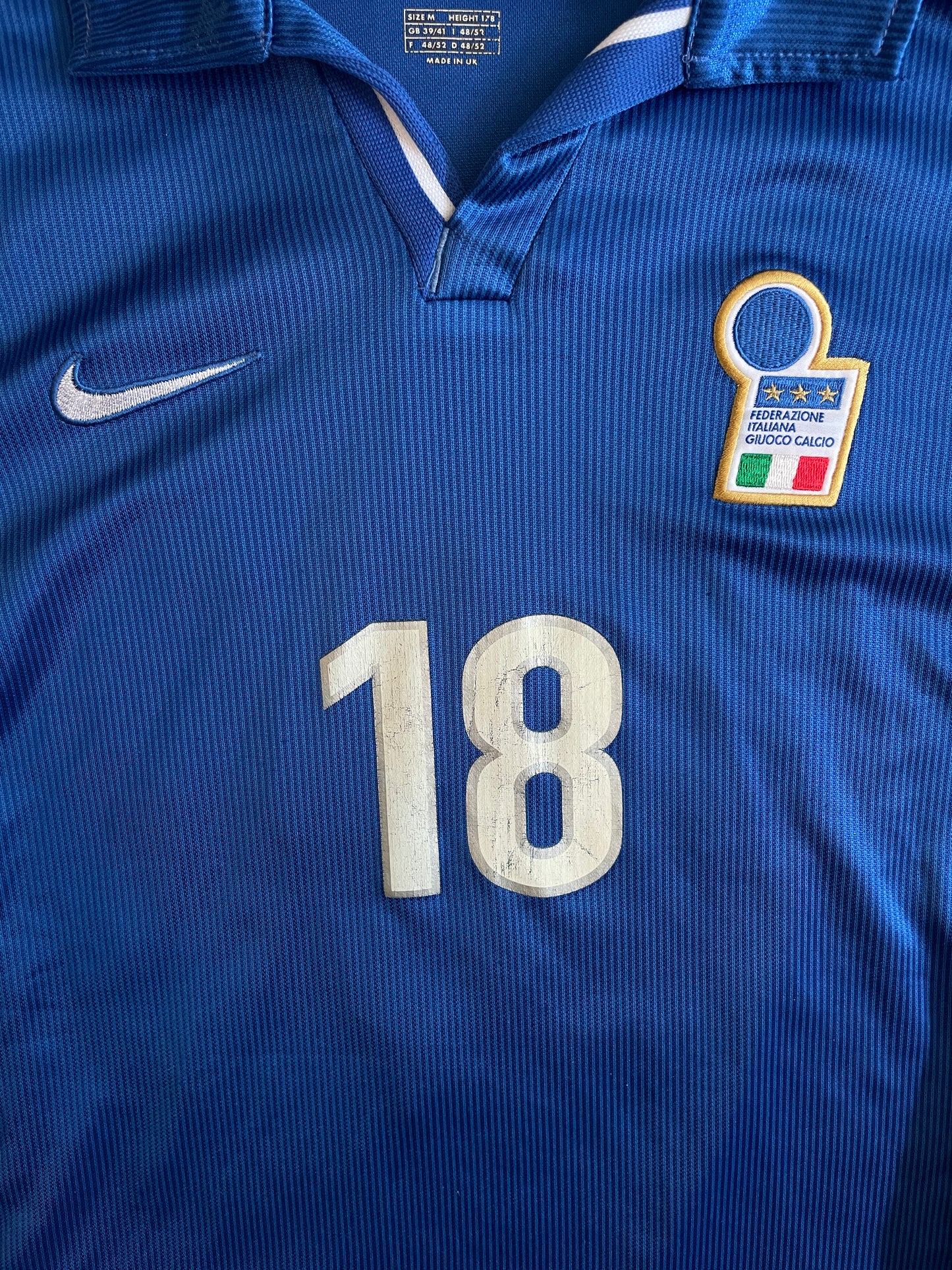 Italy 1998 Home - BAGGIO R. #18 - M
